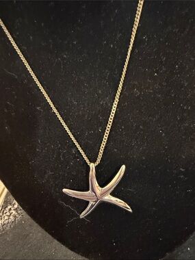 Silver Starfish Pendant Necklace - Beach Inspired